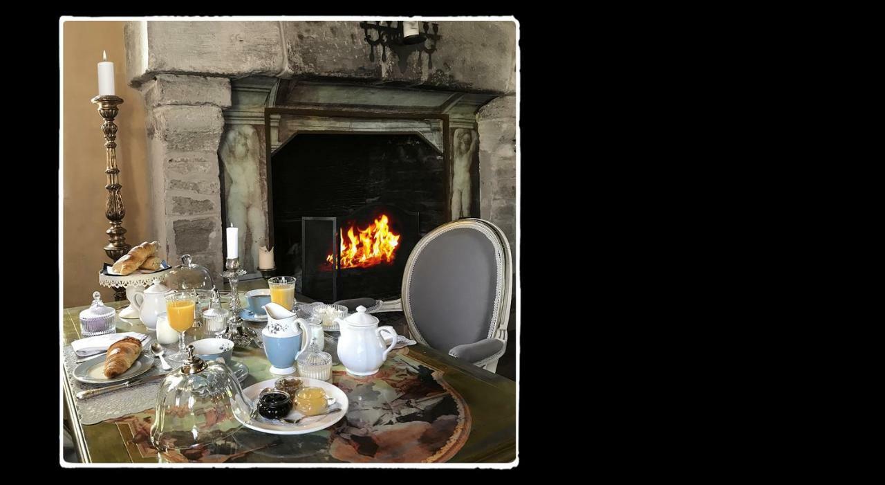 Manoir De Livet Bed & Breakfast Saint-Germain-de-Livet Exterior photo